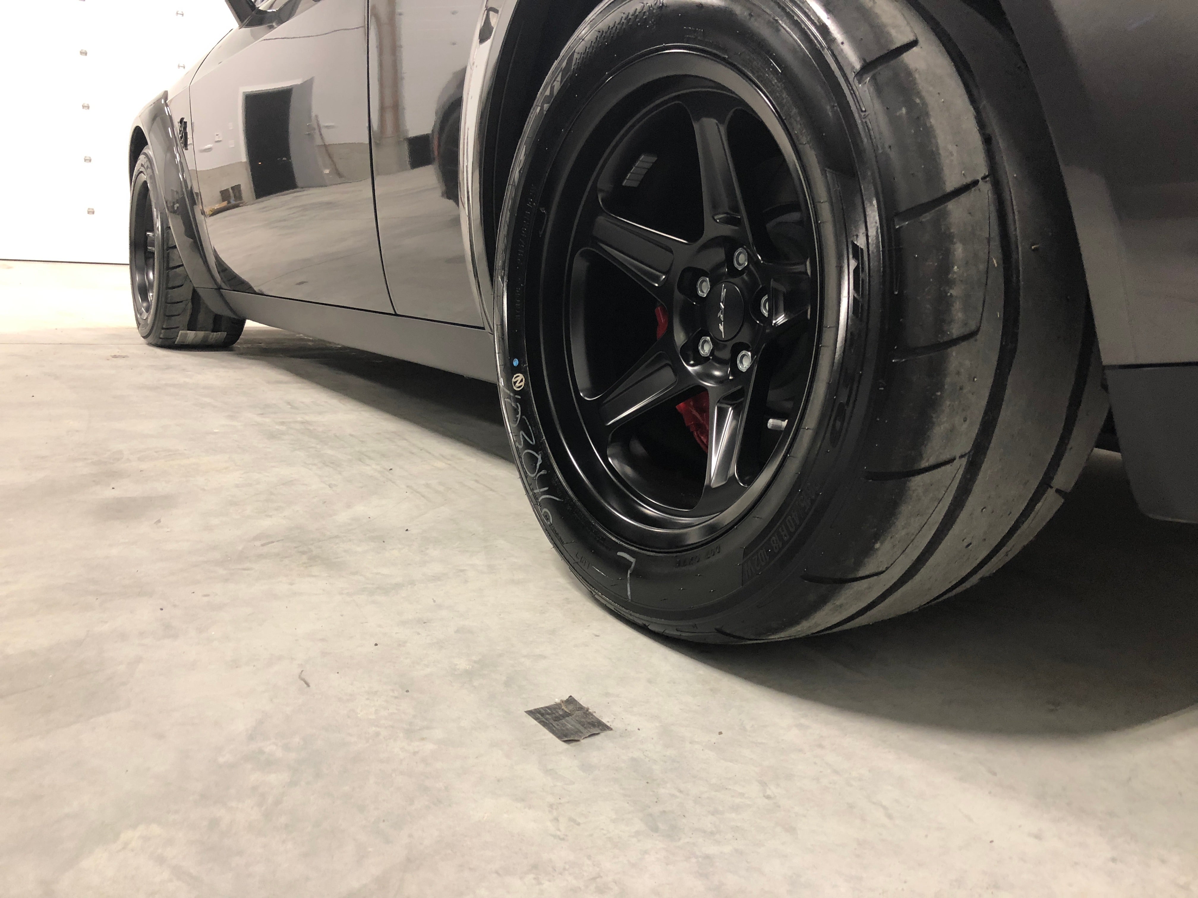 nitto-295-45r18-nto5-s-on-the-fronts-srt-hellcat-forum
